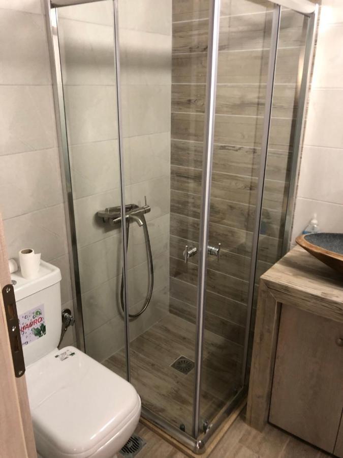 Ferienwohnung Μία Γκαρσονιέρα Με Γούστο Για Επισκέπτες Με Άποψη Athen Exterior foto